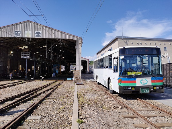 赤電バス撮影会車庫撮影イメージ