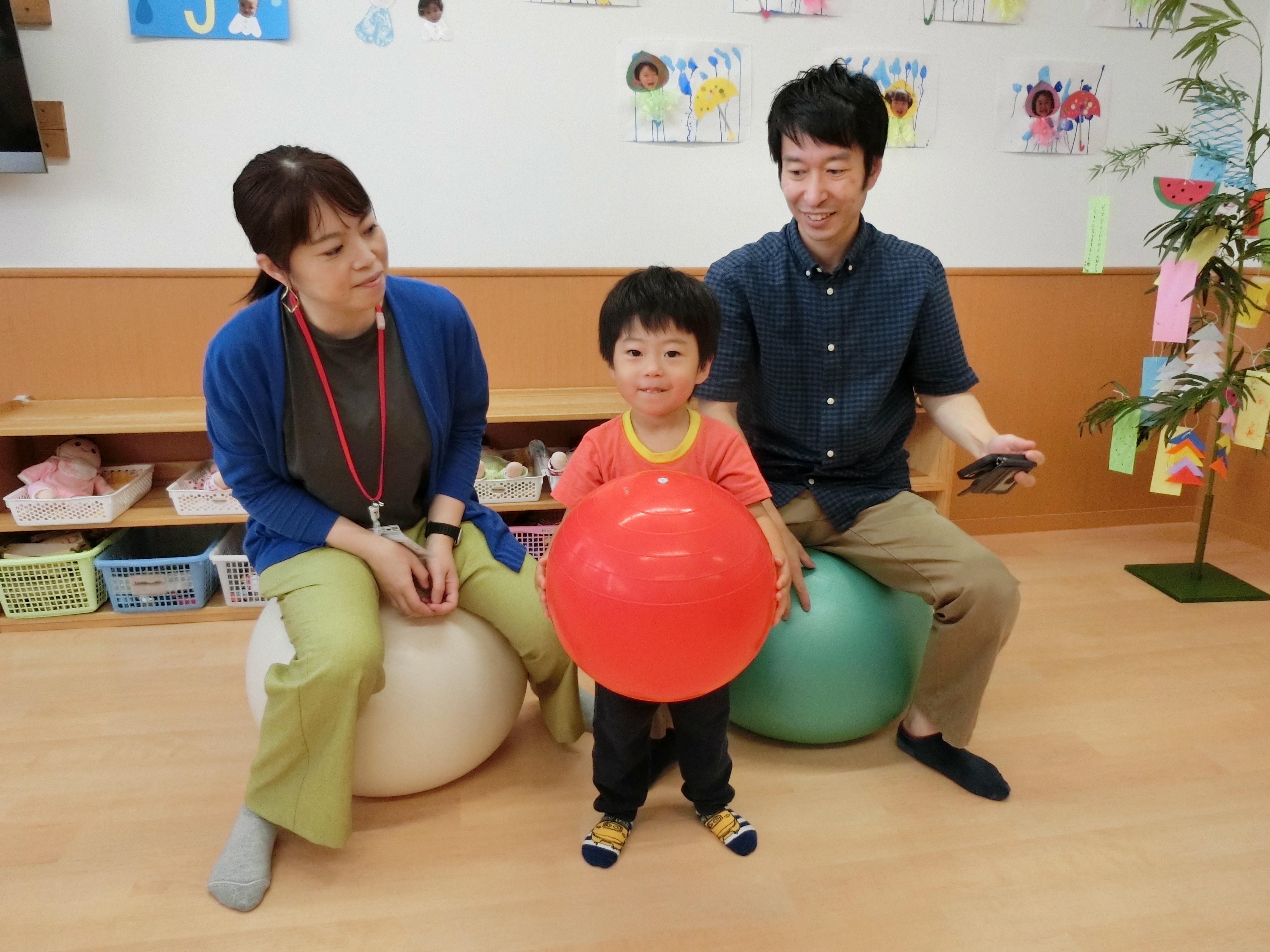 ボール体操、楽しかった♬