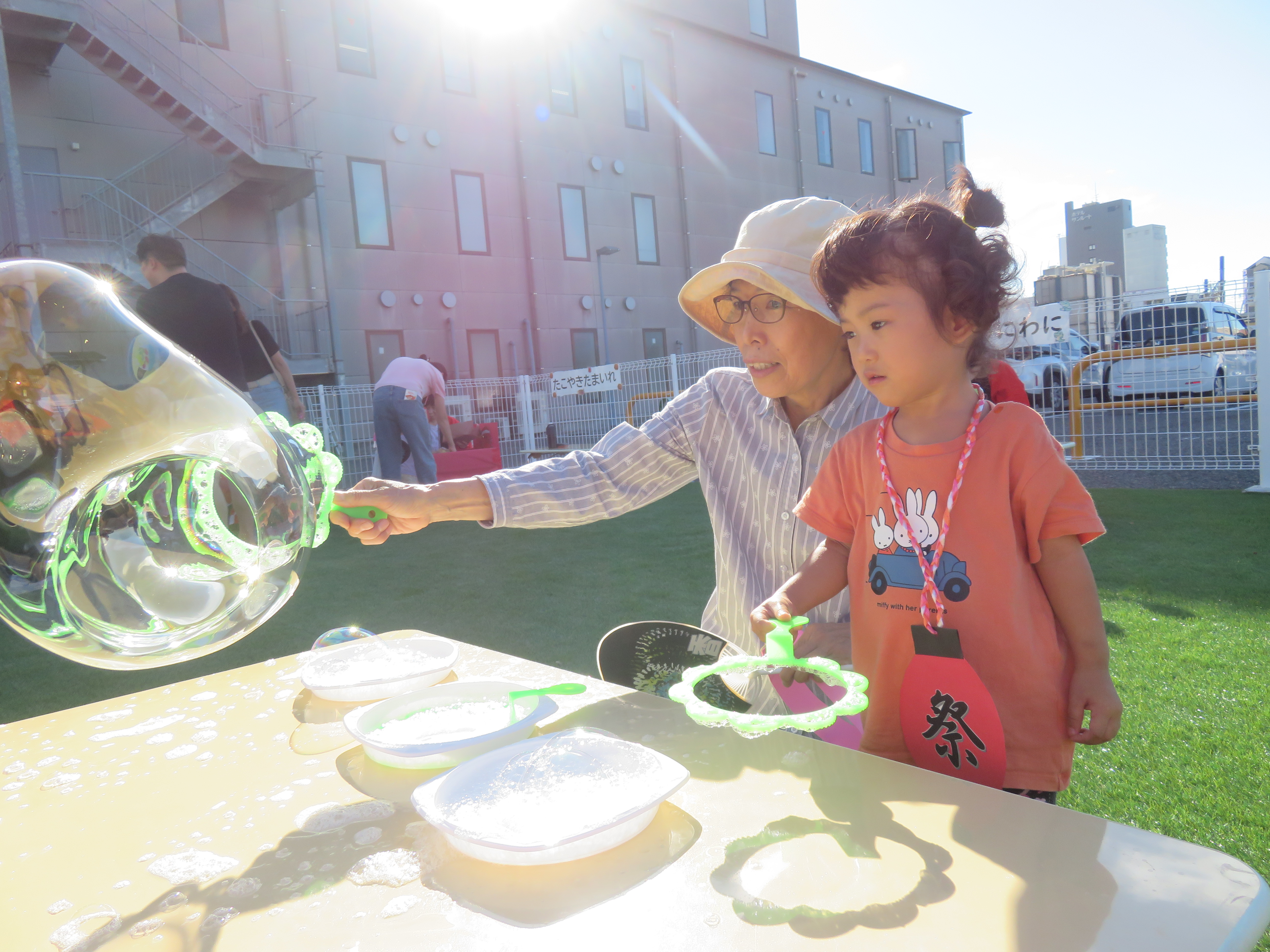 大きなシャボン玉も人気でした♬