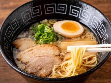 王道醤油ラーメン