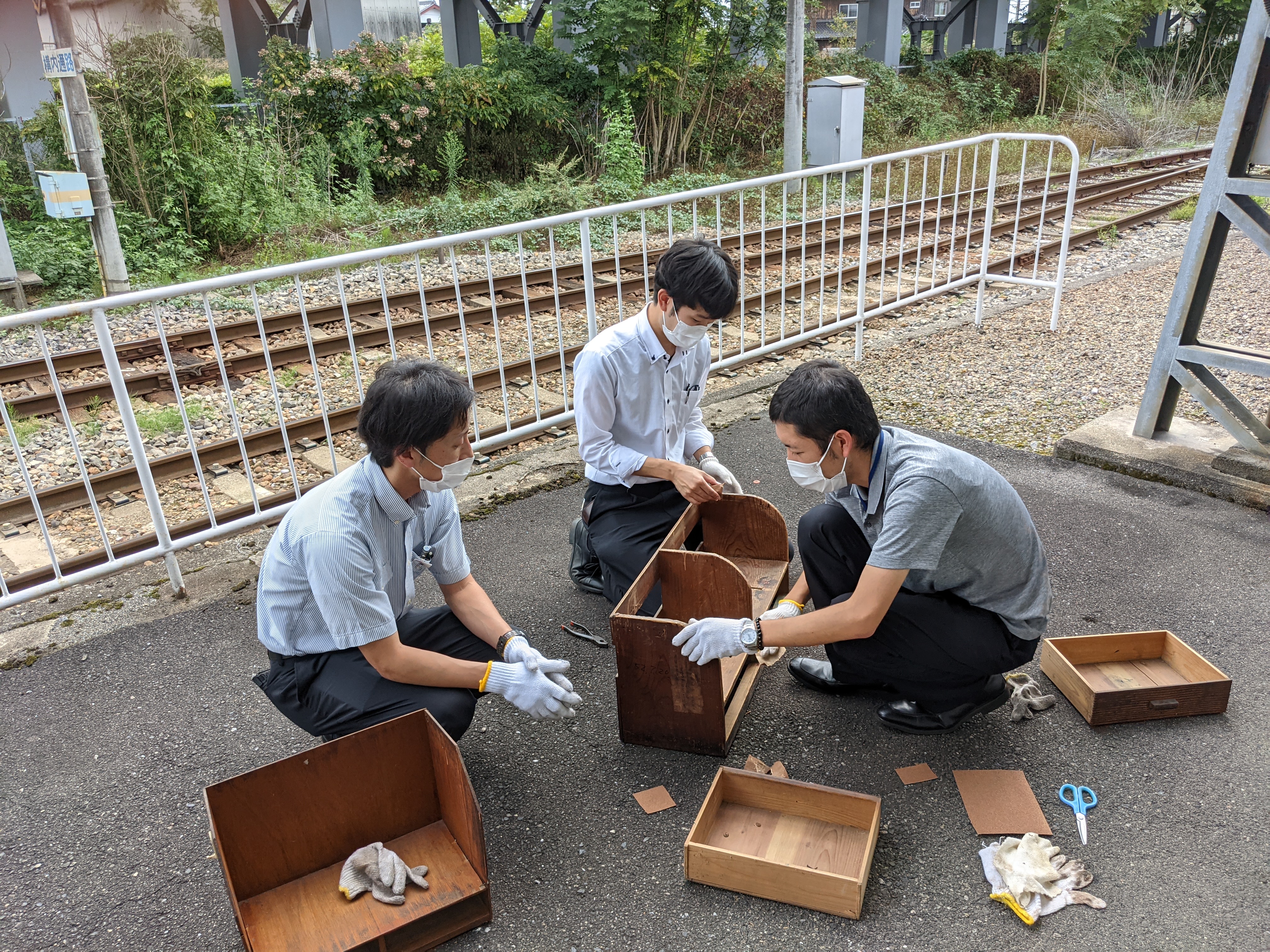 豊郷駅「つなぐ図書館」開始01