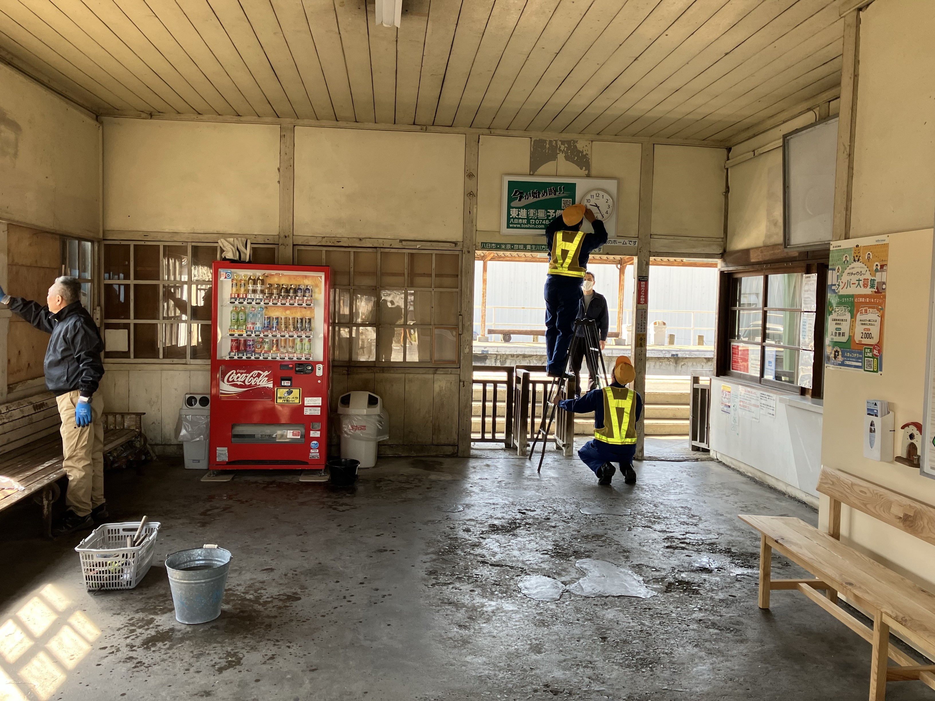 多賀大社前駅清掃