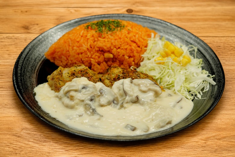 ハーブチキンのきのこクリームソテー