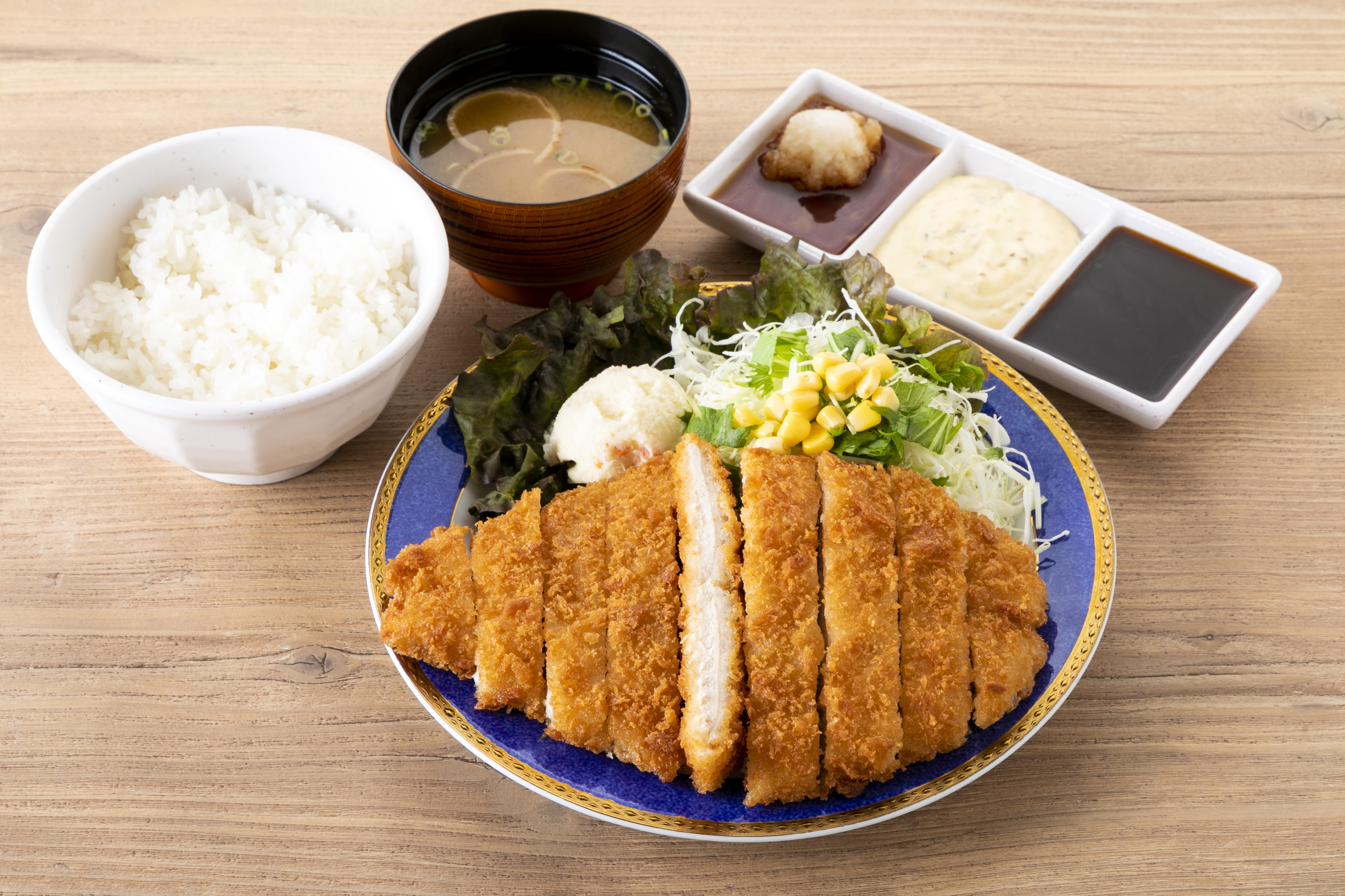 ジャンボチキンカツ定食