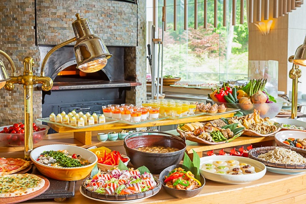 夕食