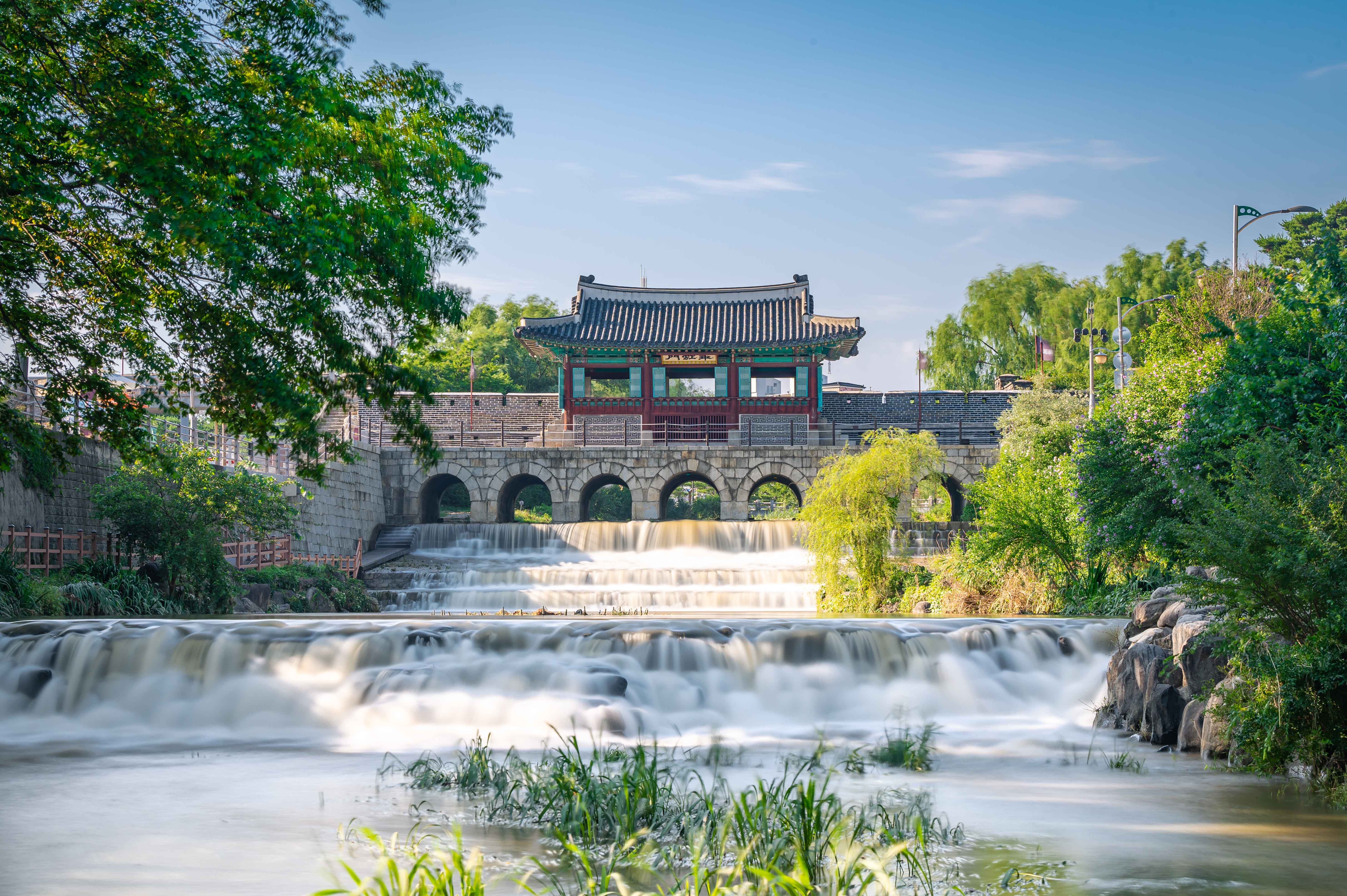 韓国