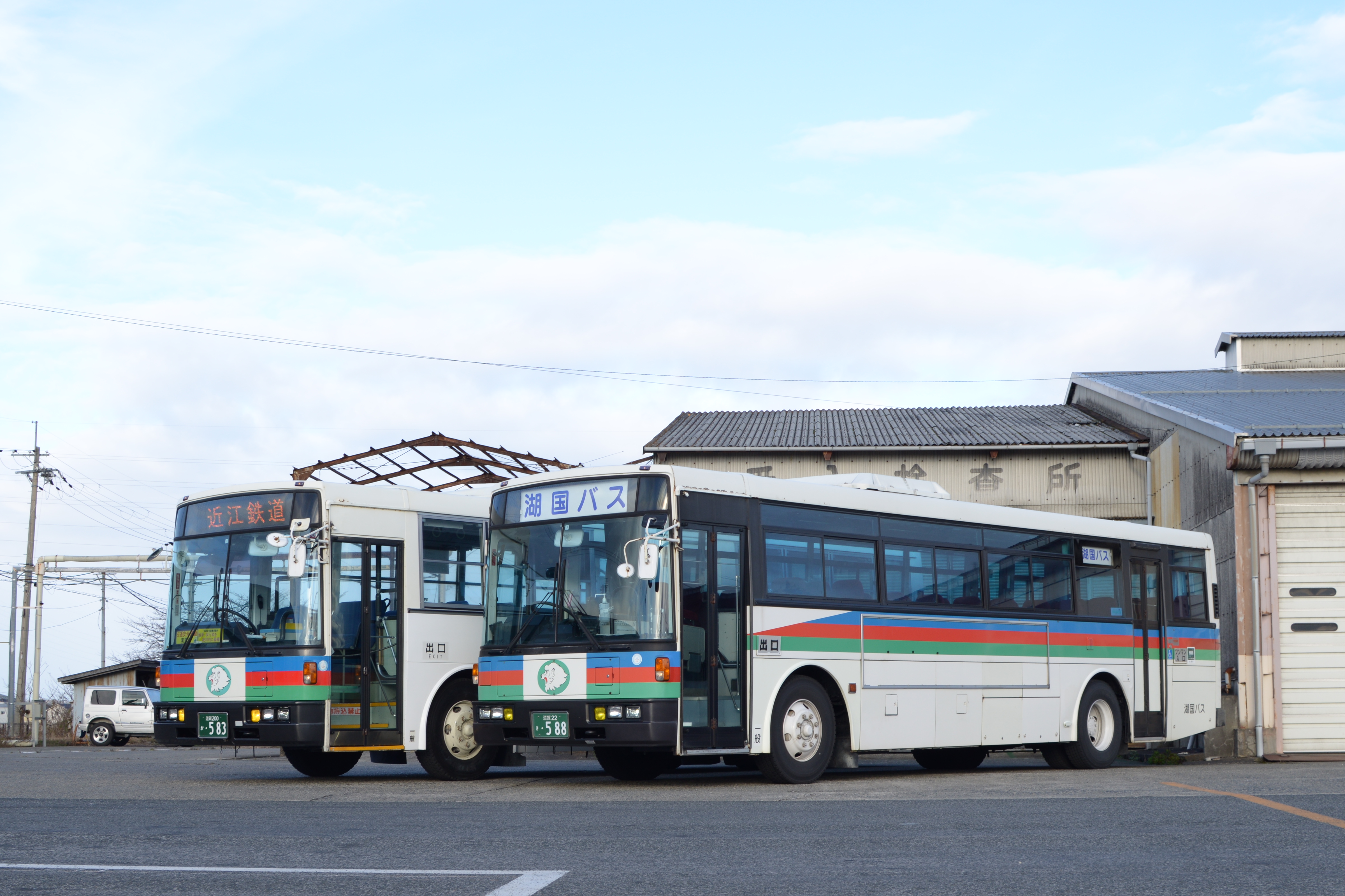 588号車